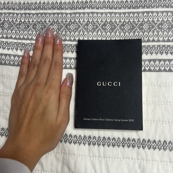 Authentic Gucci 2020 Book - Picture 5 of 5